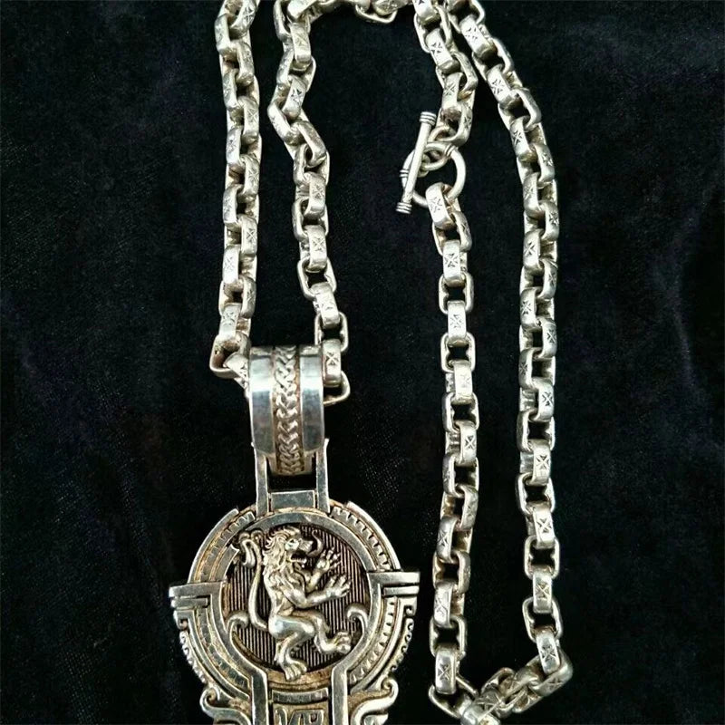 Hand-made/ China Tibetan Silver Ethnic Style Lion Necklace Pendant Fashion Personalized Men and Women Amulet Gift