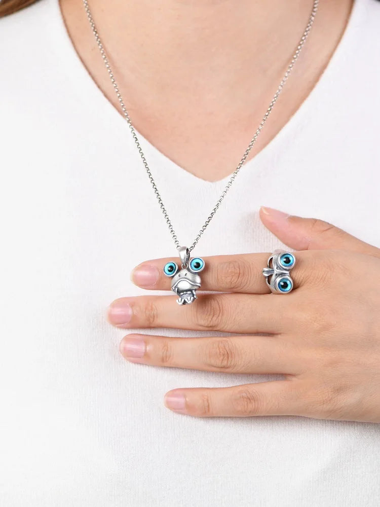 S925 Silver Charm Pendant Retro Personality Cute Big Eyes Frog Pendant Women's Fashion Creative Jewelry