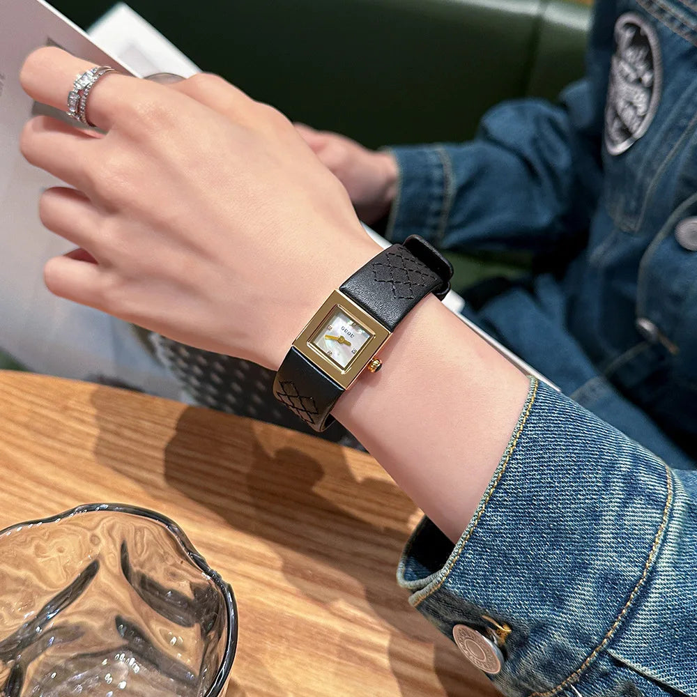 Guou Women Quartz Watch Luxury Clock Fashion Vintage Orologio Retro Classic Black Gold Square Reloj Ladies Leather Wrist Watches
