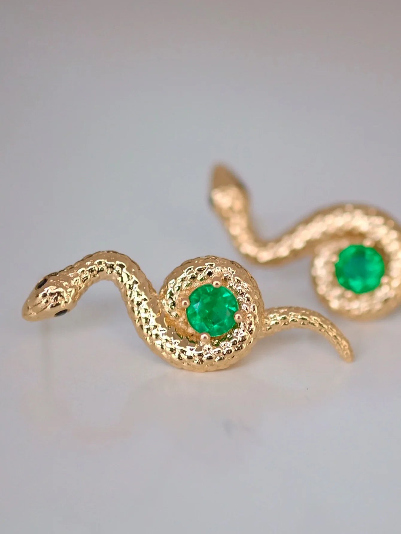 Red Elk Whole Body S925 Sterling Silver Stud Earrings Niche Personality Snake Temperament Retro Light Luxury Earrings Women's Ea