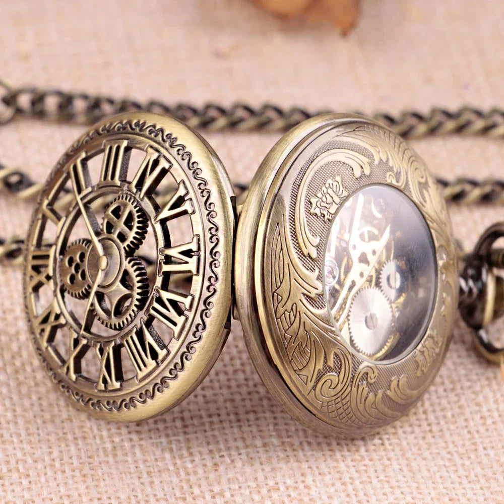 Antique Hollow Roman Number Gear Wheel Design Mechanical Pocket Watch Retro Pendant Clock Gifts for Men Women