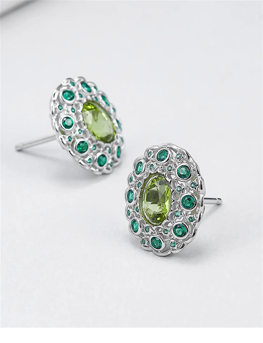 S925 Sterling Silver Studs Earring for Women Peridot Micro Inlay Zirconl Palace Style Ear Studs Fashion Jewelry Wholesale