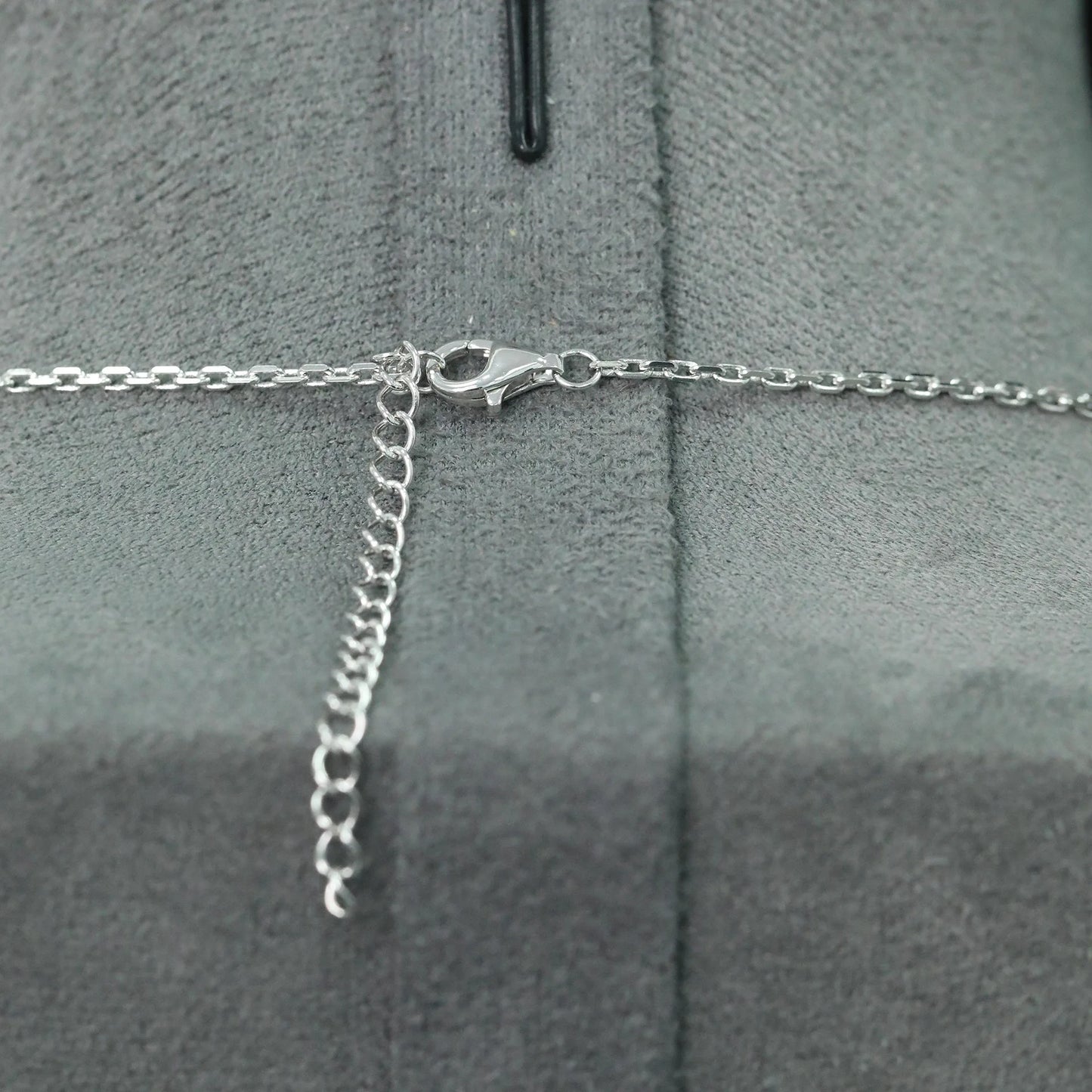 New S925 Silver Necklace High Carbon Diamond Fruit Bag Jewelry Exquisite Retro Girl Necklace Wedding Jewelry