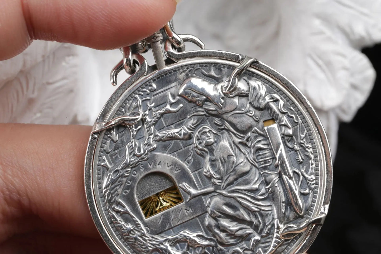 Man Women Necklace Pendant Real 925 Sterling Silver Holy Grail Knight Mechanism Coin Luxury Designer Fine Jewelry 2024 New In P7