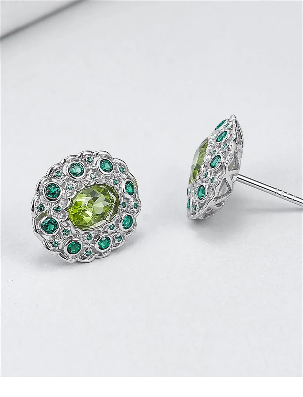 S925 Sterling Silver Studs Earring for Women Peridot Micro Inlay Zirconl Palace Style Ear Studs Fashion Jewelry Wholesale