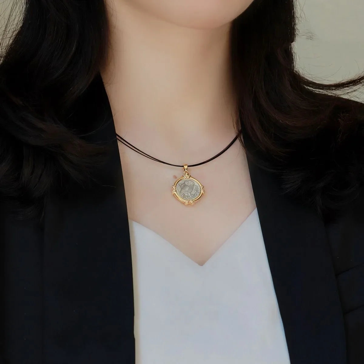 TIYINUO Authentic AU750 Real 18K Real Gold Ancient Coin Athena Owl Pendant Twisted Rope Necklace Delicate Gift For Woman Jewelry