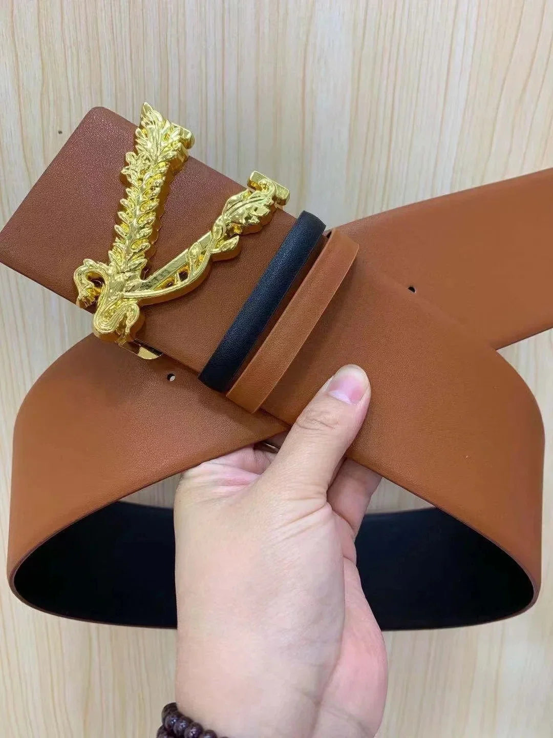 2024 Top Quality Genuine Leather Women Waistband Luxury V Buckle Belt for Female Dress Coat Fashion 7.0cm Wild Straps Belts