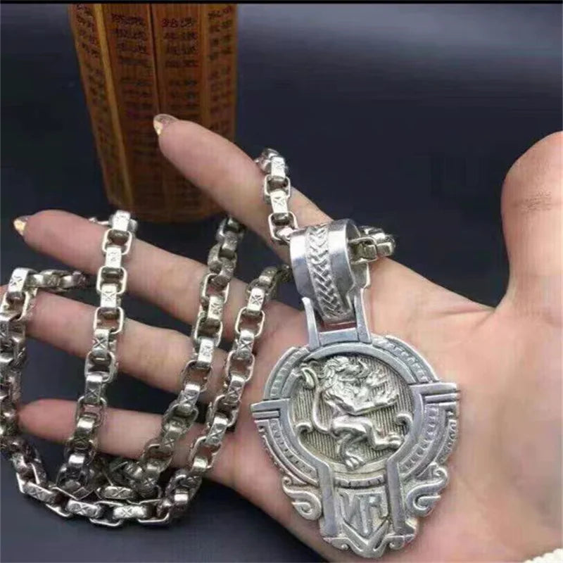 Hand-made/ China Tibetan Silver Ethnic Style Lion Necklace Pendant Fashion Personalized Men and Women Amulet Gift