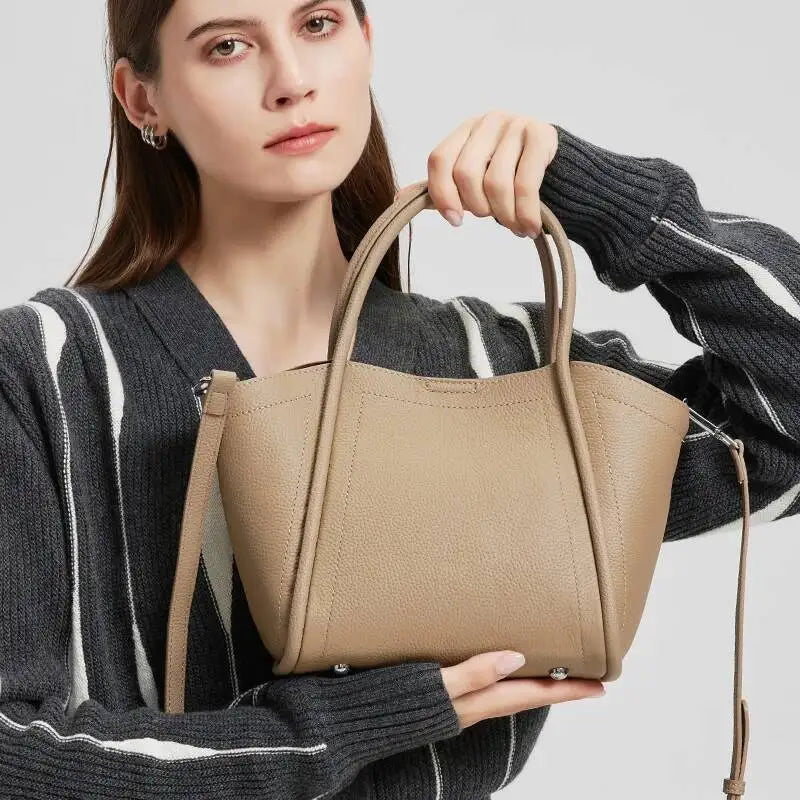MOTAORA Women's Genuine Leather Crossbody Bag, Fashion Casual Shoulder Bag for Ladies, Cowhide Handbag, Trendy Women's Purse
