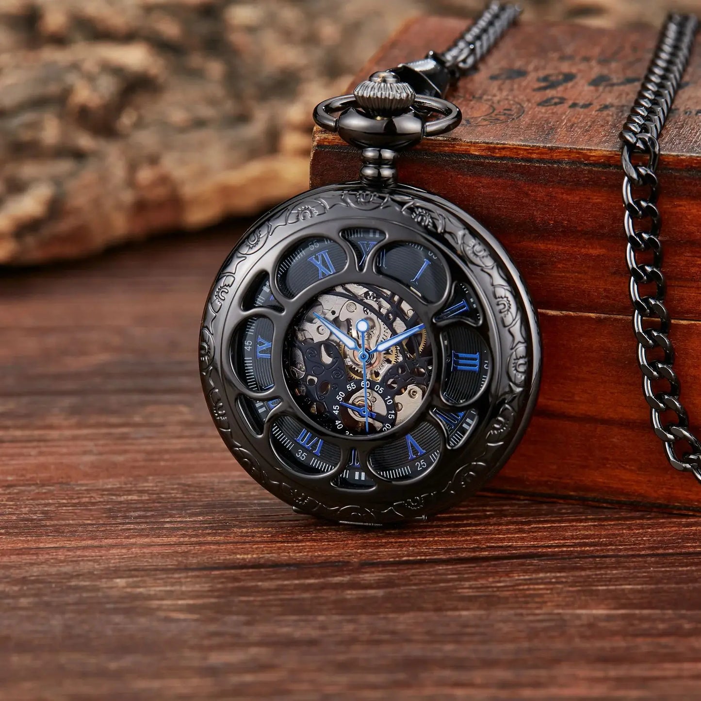 Retro classic mechanical pocket watch luminous petals hollowed out flip cover manual winding men women mechanical pocket watch