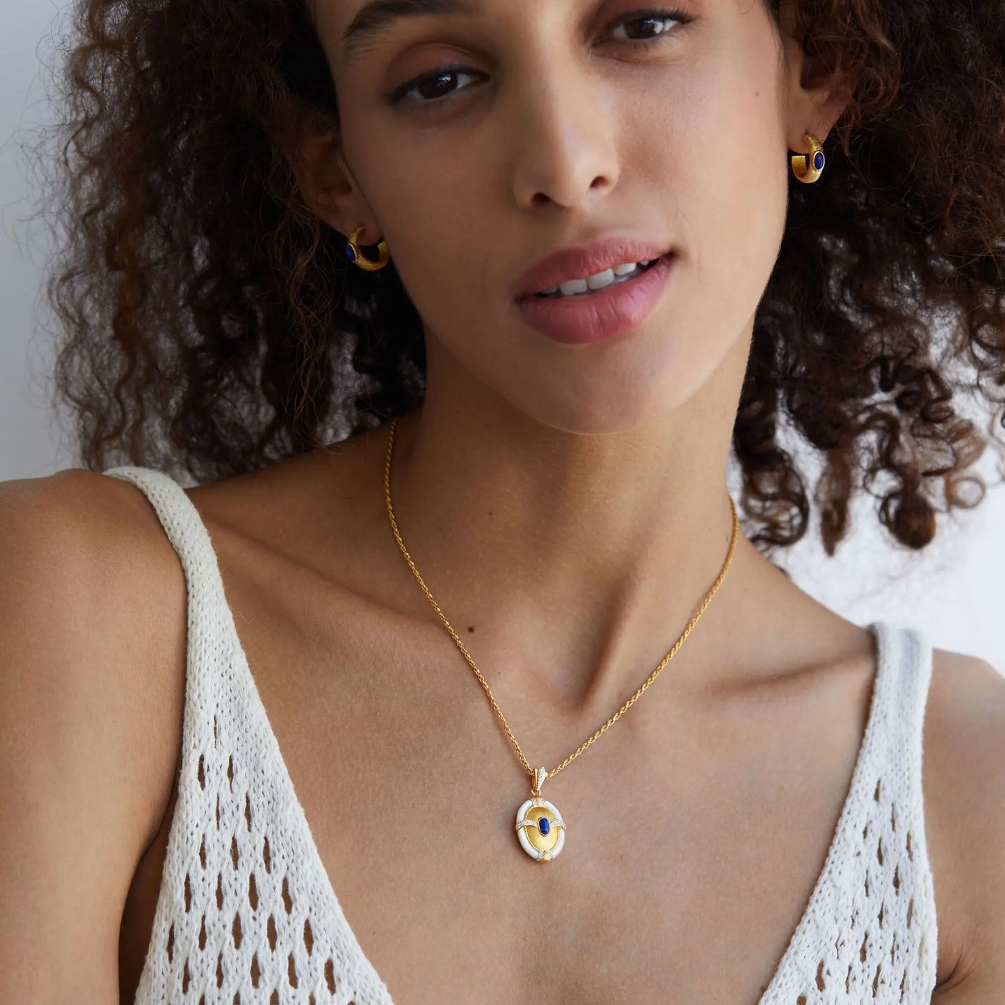 Certificated Vintage 925 Silver Oval Brushed Pendant With Natural Lapis Real White Shell Chain Necklace Italian Luxury Jewelry