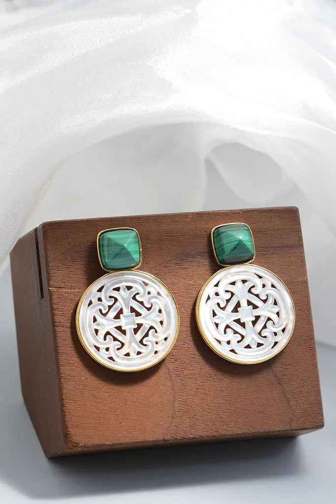 Natural White Shell Openwork 18K Gold Plated Earring Inlaid Black Agate 925 Sterling Silver Earrings Fashion Fine Jewelry Gift