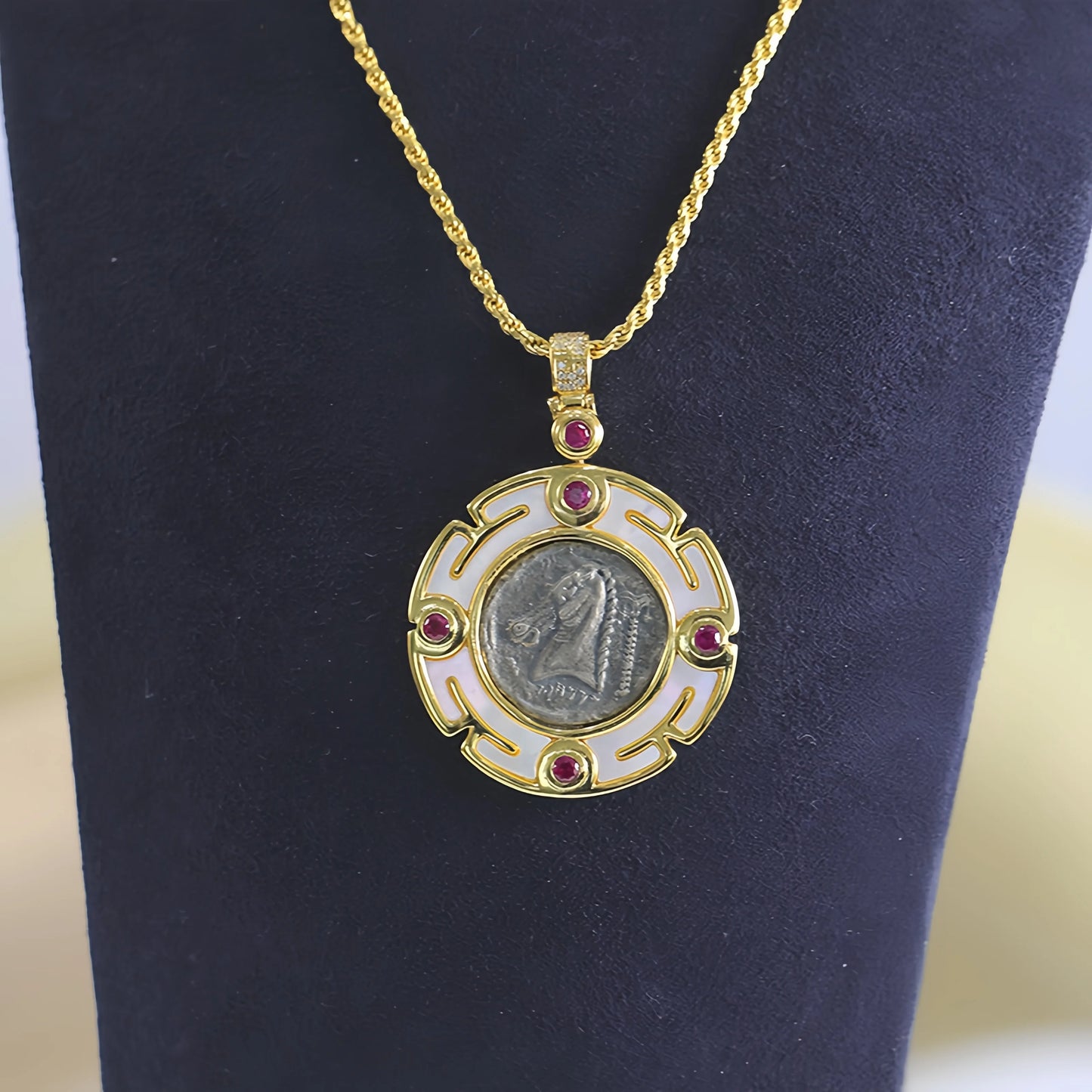 Mushan Luxury Brand S925 Silver Ancient Greek Goddess Relief Round Pendant Double Sided Ancient Coin Necklace