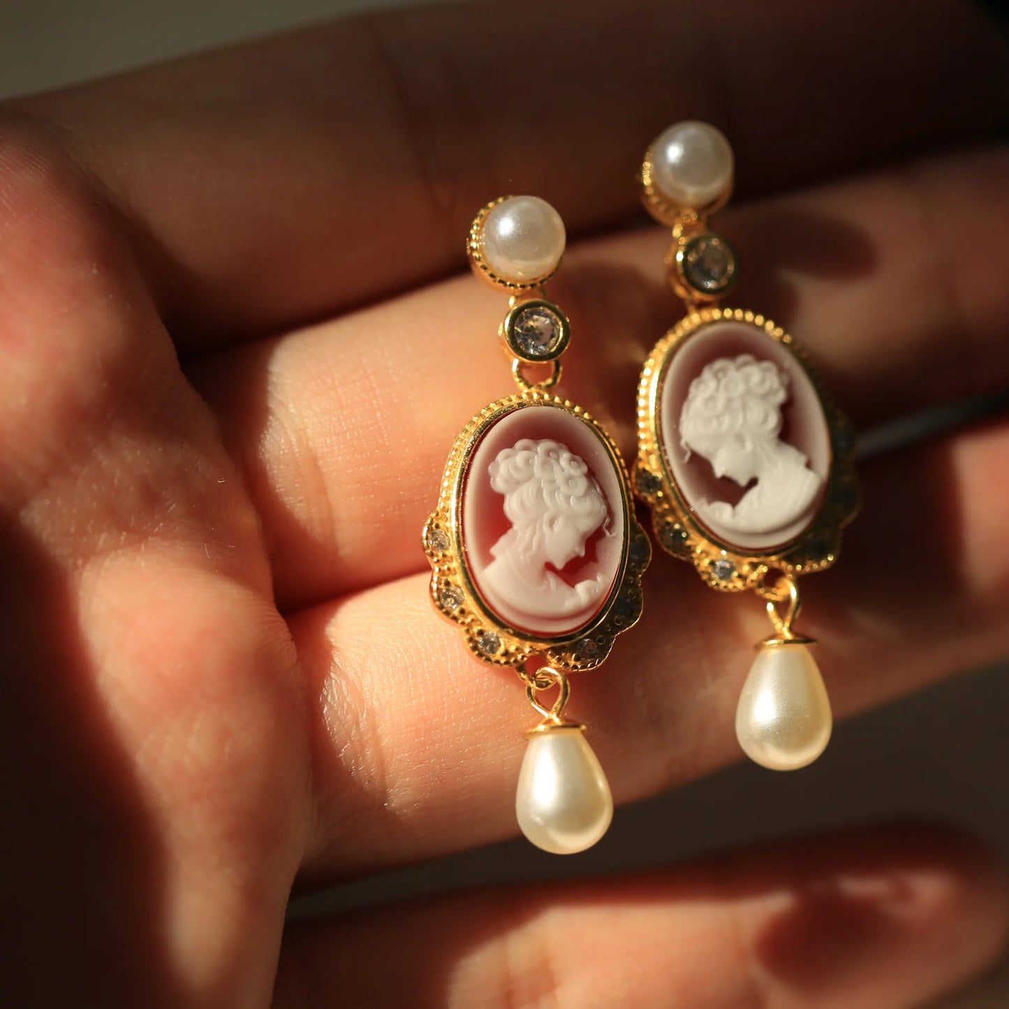 Factory Sales 925 Silver Inlay German Cameo Eardrops Agate Relief Retro Minority Design Antique Style