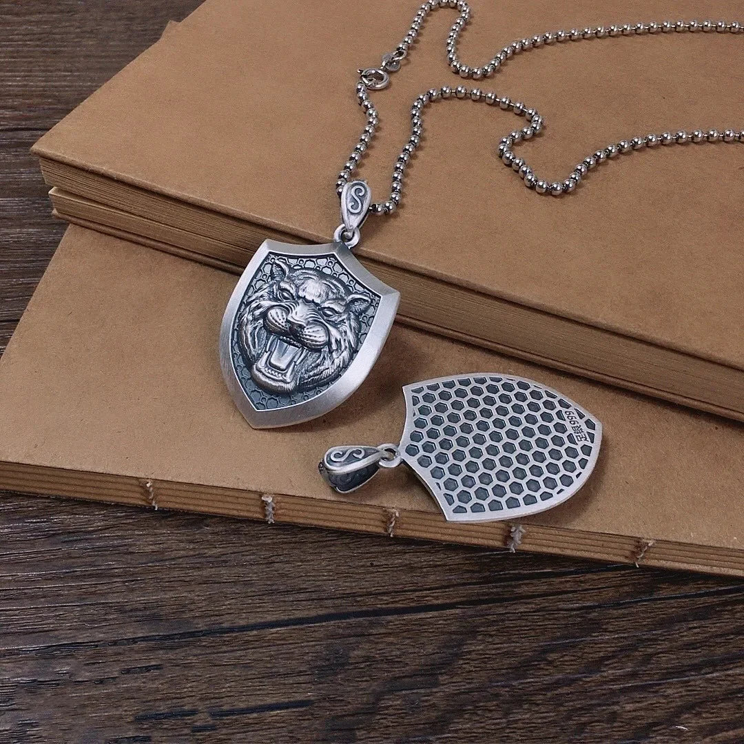 New S999 Sterling Silver Personality Retro Domineering Hip-hop Lion Tiger Head Eagle Faucet Shield Pendant Man.