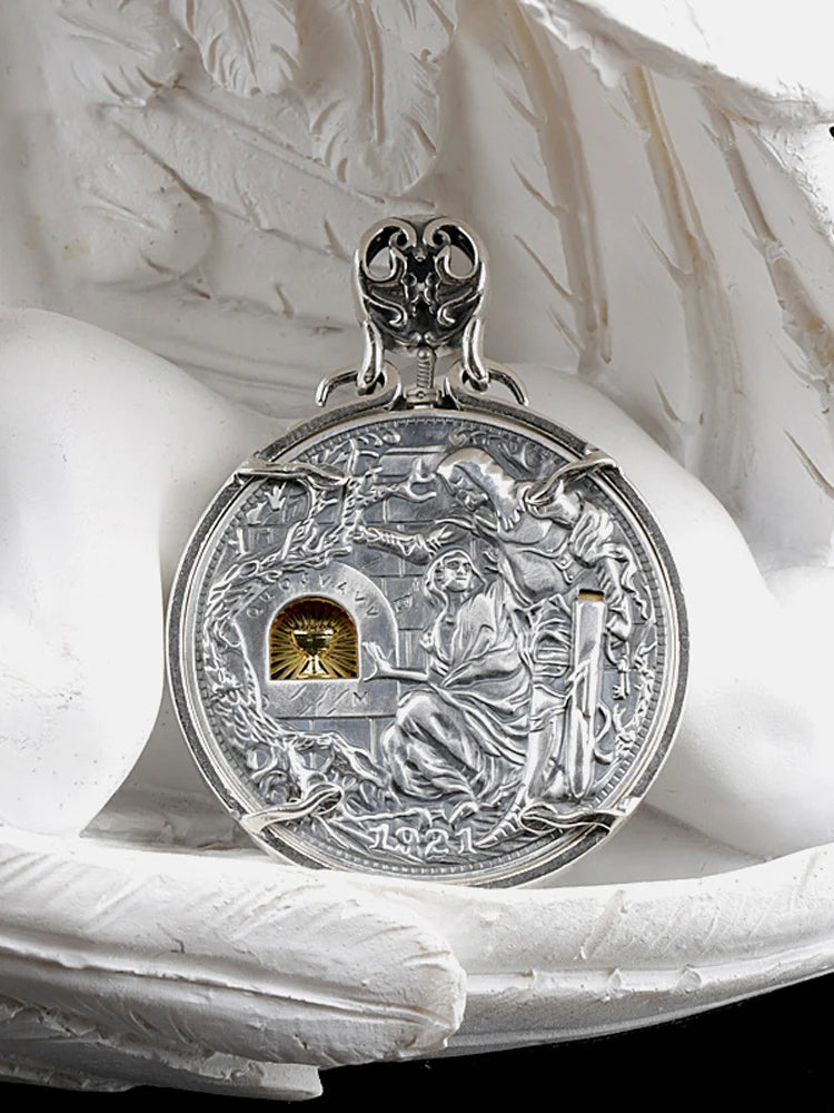 Man Women Necklace Pendant Real 925 Sterling Silver Holy Grail Knight Mechanism Coin Luxury Designer Fine Jewelry 2024 New In P7