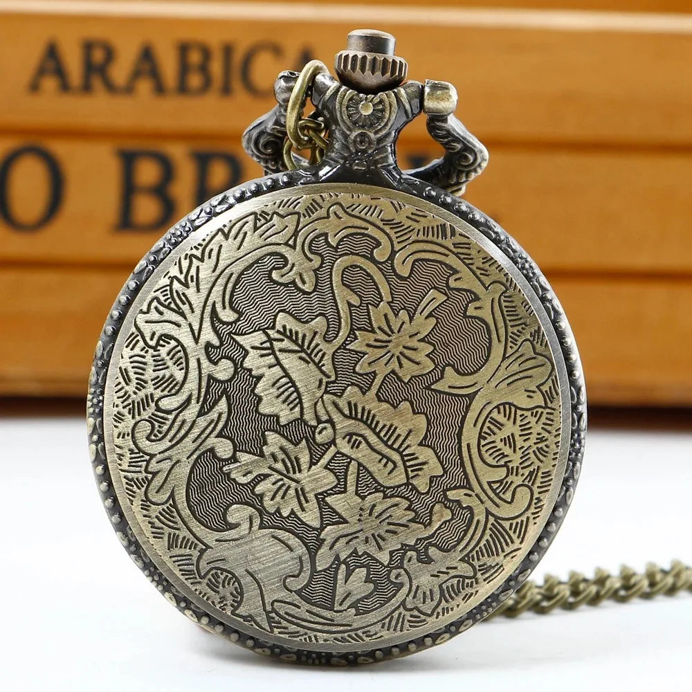 Antique Animal Series Racing Hollow Quartz Pocket Watch Vintage Dial with Chain Necklace Pendant Jewelry Clock Festival Gifts